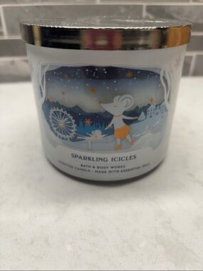 New Bath & Body Works Sparkling Icicles Candle